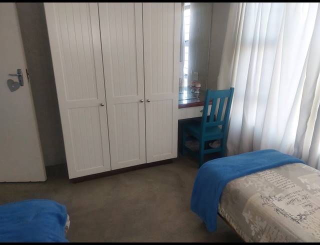 2 BEDROOM APARTMENT FOR SALE IN UVONGO